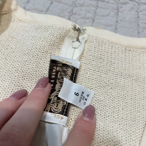 St. John By Marie Gray Knit Cream Cardigan Women’s Size 6 - Picture 3 of 10